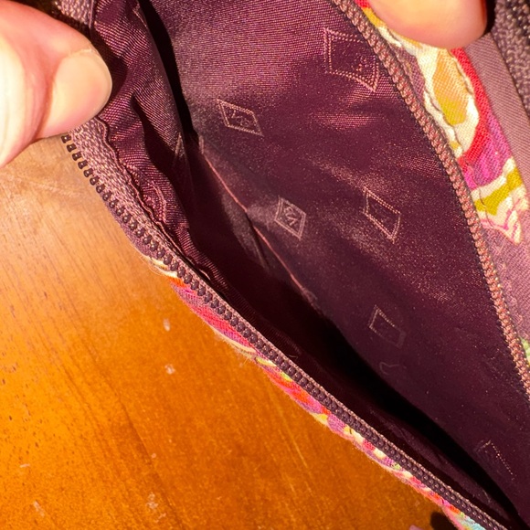 Vera Bradley Retired Pattern HeirLoom Paisley Women's Wristlet $38 Retail - Picture 4 of 5